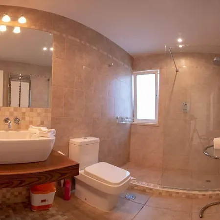 Golfers Dream - 4 Beds Private Villa With Own Pool And Full Air Conditioning 别墅 *
