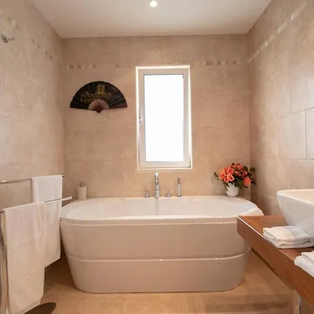Golfers Dream - 4 Beds Private Villa With Own Pool And Full Air Conditioning 别墅 奎特里拉