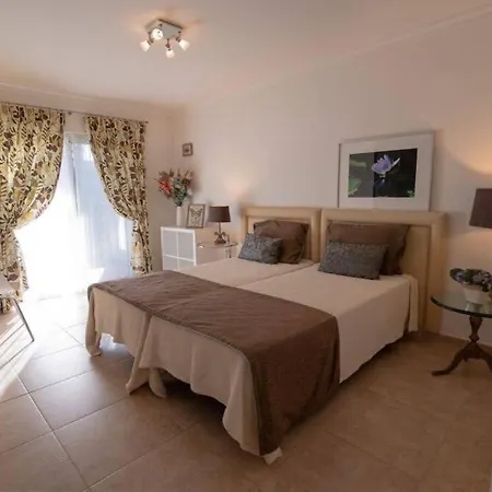 Golfers Dream - 4 Beds Private Villa With Own Pool And Full Air Conditioning Quarteira